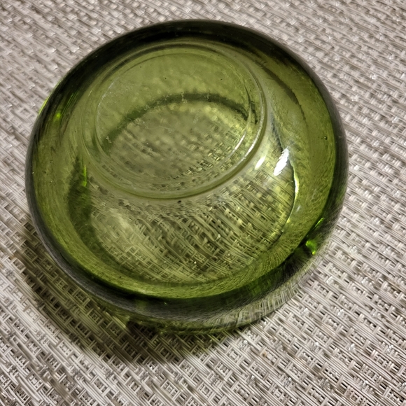 MCM Green Glass Round Ashtray Dual Holders - Picture 3 of 3
